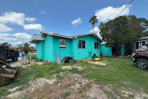 House in Hernando Beach, Florida 2 bedrooms, 110.18 sq.m. № 1821383 - photo 21