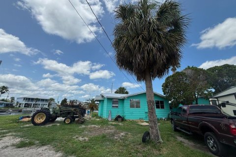 House in Hernando Beach, Florida 2 bedrooms, 110.18 sq.m. № 1821383 - photo 23