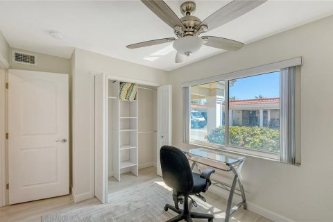 Casa en alquiler en Longboat Key, Florida, 2 dormitorios, 86.49 m2 № 1900941 - foto 23