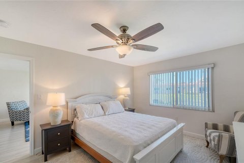 Casa en alquiler en Longboat Key, Florida, 2 dormitorios, 86.49 m2 № 1900941 - foto 16