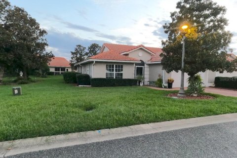Villa ou maison à vendre à Oxford, Floride: 3 chambres, 147.9 m2 № 2426875 - photo 2