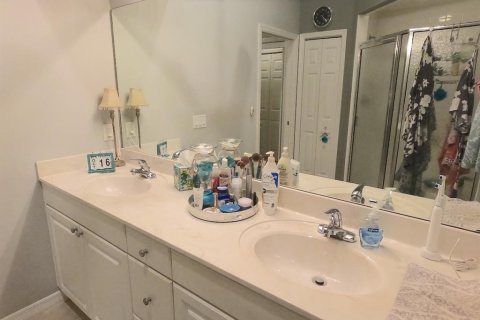 Villa ou maison à vendre à Oxford, Floride: 3 chambres, 147.9 m2 № 2426875 - photo 23