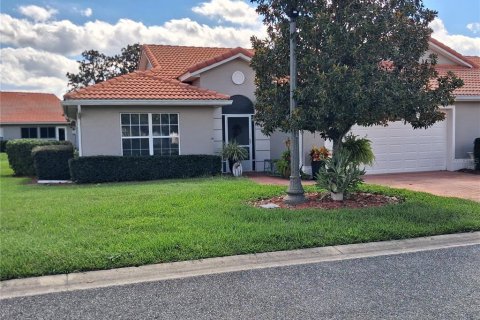 Villa ou maison à Oxford, Floride 3 chambres, 147.9 m2 № 2426875