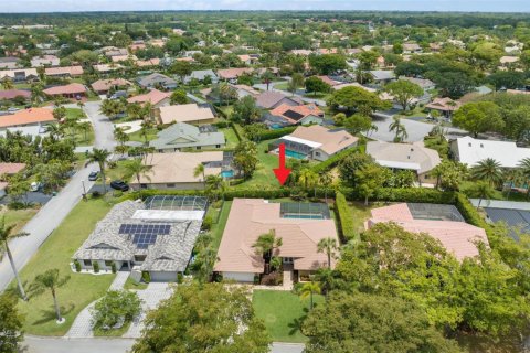 Casa en venta en Coral Springs, Florida, 4 dormitorios, 243.4 m2 № 1177367 - foto 1