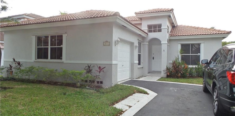 Casa en Coconut Creek, Florida 3 dormitorios, 123.37 m2 № 2262229