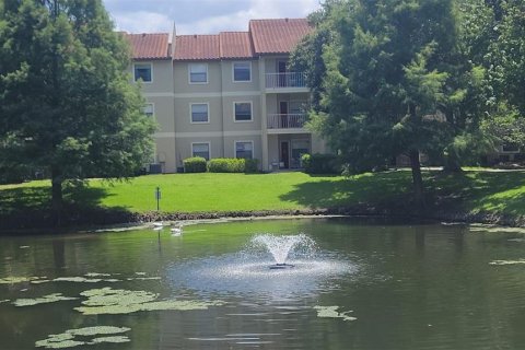 Condo in Kissimmee, Florida, 2 bedrooms № 2231944 - photo 3