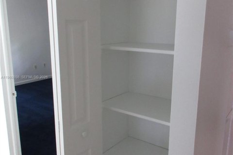 Снять в аренду кондоминиум в Майами, Флорида 2 спальни, 86.96м2, № 2022059 - фото 19