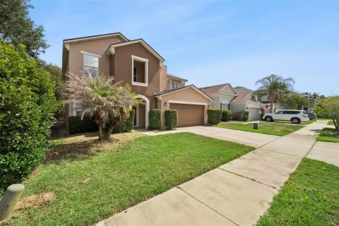 House in Mount Dora, Florida 4 bedrooms, 244.98 sq.m. № 2199772 - photo 3