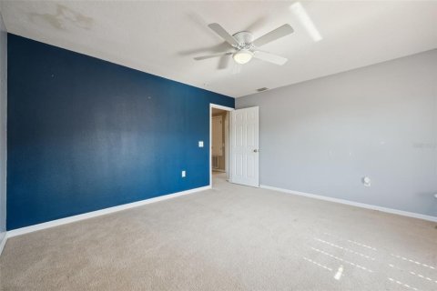 House in Mount Dora, Florida 4 bedrooms, 244.98 sq.m. № 2199772 - photo 28