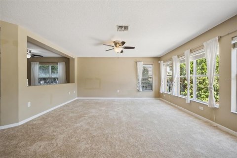 House in Mount Dora, Florida 4 bedrooms, 244.98 sq.m. № 2199772 - photo 11