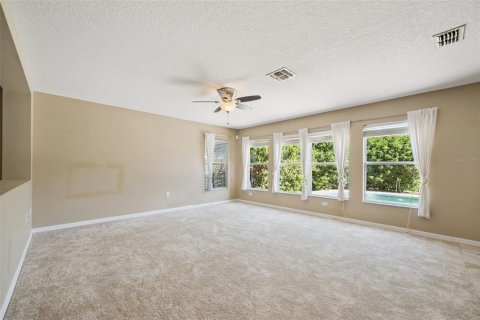 House in Mount Dora, Florida 4 bedrooms, 244.98 sq.m. № 2199772 - photo 10
