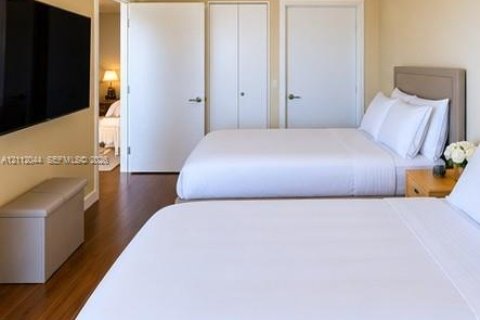 Copropriété à louer à Aventura, Floride: 2 chambres, 138.89 m2 № 2439359 - photo 16