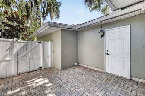 Villa ou maison à vendre à Belle Isle, Floride: 3 chambres, 144.09 m2 № 2298126 - photo 28