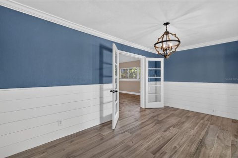 Villa ou maison à vendre à Belle Isle, Floride: 3 chambres, 144.09 m2 № 2298126 - photo 15