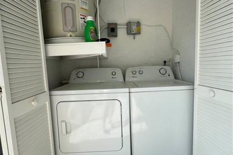 Copropriété à louer à Bradenton, Floride: 2 chambres, 84.73 m2 № 1760311 - photo 23