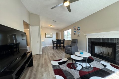 Copropriété à louer à Bradenton, Floride: 2 chambres, 84.73 m2 № 1760311 - photo 6