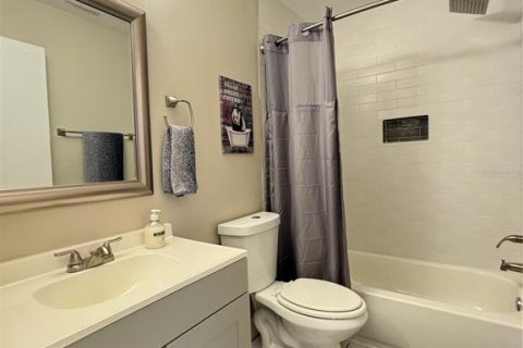 Copropriété à louer à Bradenton, Floride: 2 chambres, 84.73 m2 № 1760311 - photo 17