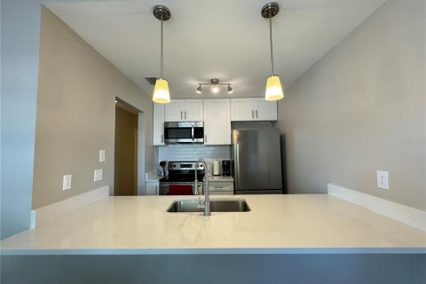 Copropriété à louer à Bradenton, Floride: 2 chambres, 84.73 m2 № 1760311 - photo 10