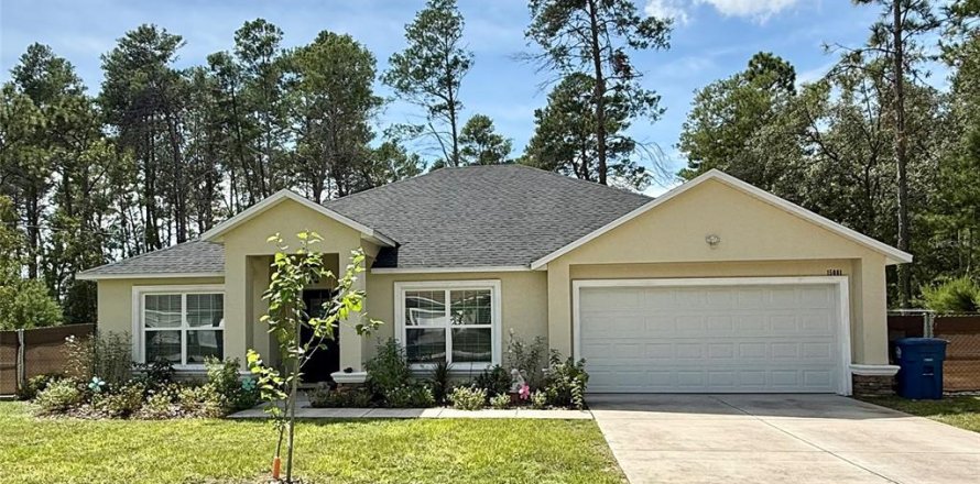 Villa ou maison à Weeki Wachee, Floride 3 chambres, 167.78 m2 № 1914454