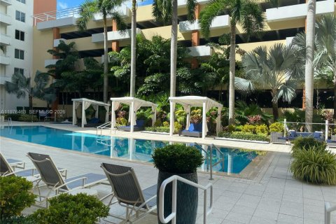 Кондоминиум с 1 спальней в Авентура, Флорида № 2045971