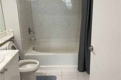 Снять в аренду кондоминиум в Авентура, Флорида 1 спальня, 71.07м2, № 2045971 - фото 11