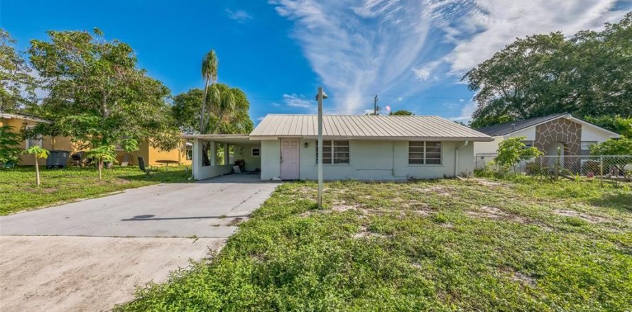 House in Lake Worth, Florida 2 bedrooms, 81.29 sq.m. № 1834583