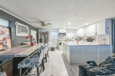 Купить виллу или дом в Лейк-Уорт, Флорида 3 комнаты, 81.29м2, № 1834583 - фото 10