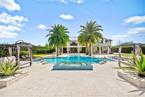 Casa en venta en Miami, Florida, 7 dormitorios, 416.39 m2 № 1839307 - foto 13