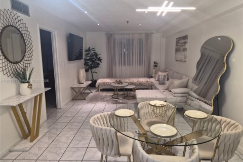 Copropriété à louer à Sunny Isles Beach, Floride: 1 chambre, 62.8 m2 № 1952361 - photo 5