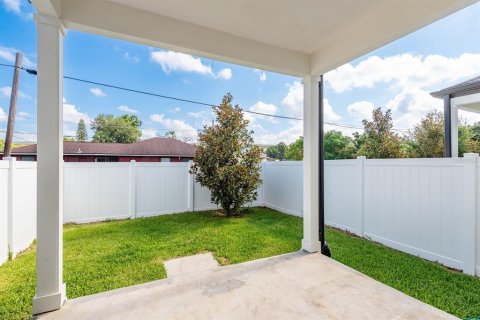 Adosado en venta en Tampa, Florida, 3 dormitorios, 139.35 m2 № 1822902 - foto 18