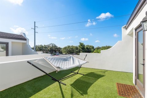 Adosado en venta en Tampa, Florida, 3 dormitorios, 139.35 m2 № 1822902 - foto 30