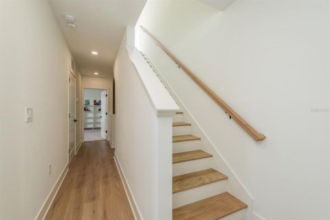 Adosado en venta en Tampa, Florida, 3 dormitorios, 139.35 m2 № 1822902 - foto 19