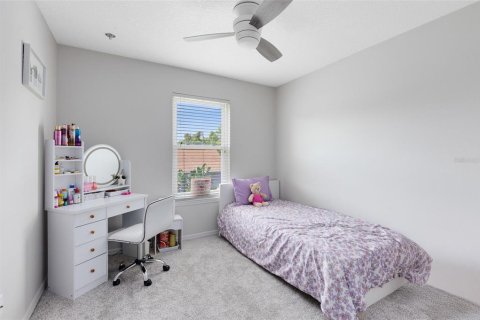 House in Orlando, Florida 4 bedrooms, 205.31 sq.m. № 1782911 - photo 20