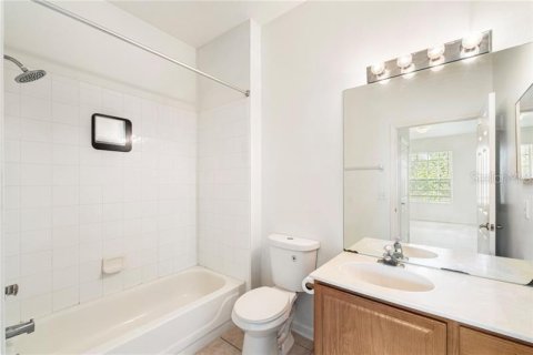 Condo in Orlando, Florida, 3 bedrooms  № 2155687 - photo 9
