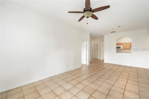 Condo in Orlando, Florida, 3 bedrooms  № 2155687 - photo 4