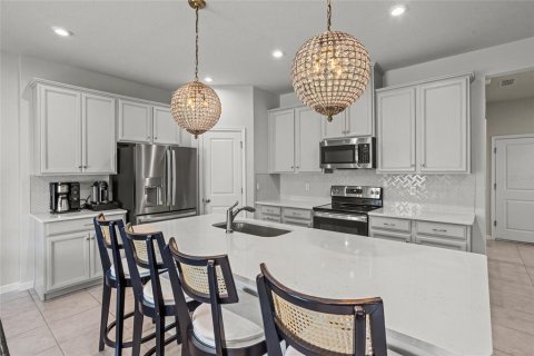 Casa en venta en Davenport, Florida, 4 dormitorios, 217.02 m2 № 1845279 - foto 12