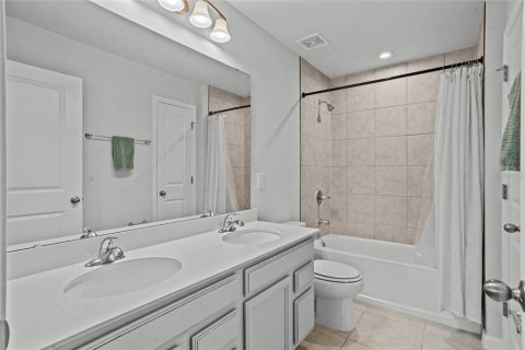 Casa en venta en Davenport, Florida, 4 dormitorios, 217.02 m2 № 1845279 - foto 25