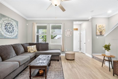 Adosado en venta en Wesley Chapel, Florida, 3 dormitorios, 148.36 m2 № 1901992 - foto 14