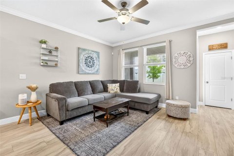 Adosado en venta en Wesley Chapel, Florida, 3 dormitorios, 148.36 m2 № 1901992 - foto 13