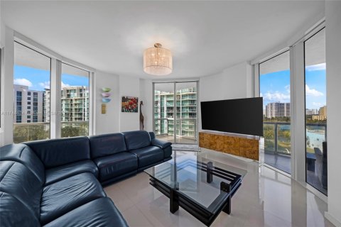 Condo in Aventura, Florida, 3 bedrooms  № 1875327 - photo 17