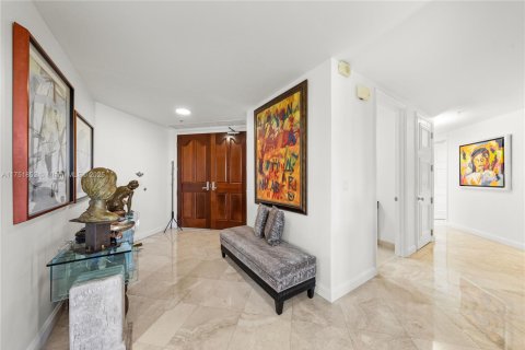 Copropriété à vendre à Coral Gables, Floride: 3 chambres, 276.85 m2 № 1963074 - photo 2