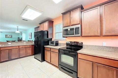 Touwnhouse à vendre à Orlando, Floride: 3 chambres, 169.92 m2 № 2214894 - photo 6