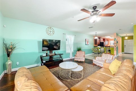 Touwnhouse à vendre à Orlando, Floride: 3 chambres, 169.92 m2 № 2214894 - photo 9