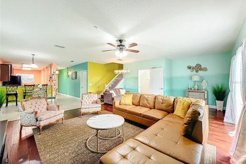 Touwnhouse à vendre à Orlando, Floride: 3 chambres, 169.92 m2 № 2214894 - photo 2