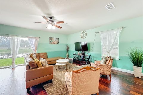 Touwnhouse à vendre à Orlando, Floride: 3 chambres, 169.92 m2 № 2214894 - photo 8