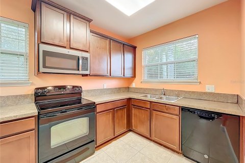 Touwnhouse à vendre à Orlando, Floride: 3 chambres, 169.92 m2 № 2214894 - photo 7