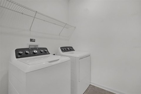 Villa ou maison à vendre à Davenport, Floride: 4 chambres, 192.87 m2 № 2409959 - photo 9