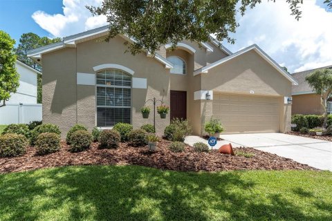 House in New Port Richey, Florida 4 bedrooms, 182.83 sq.m. № 1909462 - photo 2