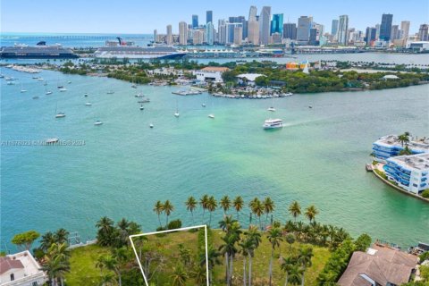 Terrain à vendre à Miami, Floride № 1963441 - photo 7