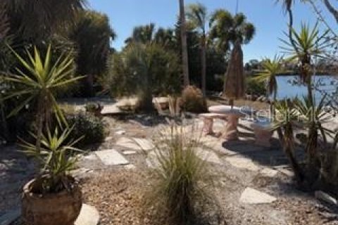 Villa ou maison à vendre à New Port Richey, Floride: 2 chambres, 153.1 m2 № 2141883 - photo 17